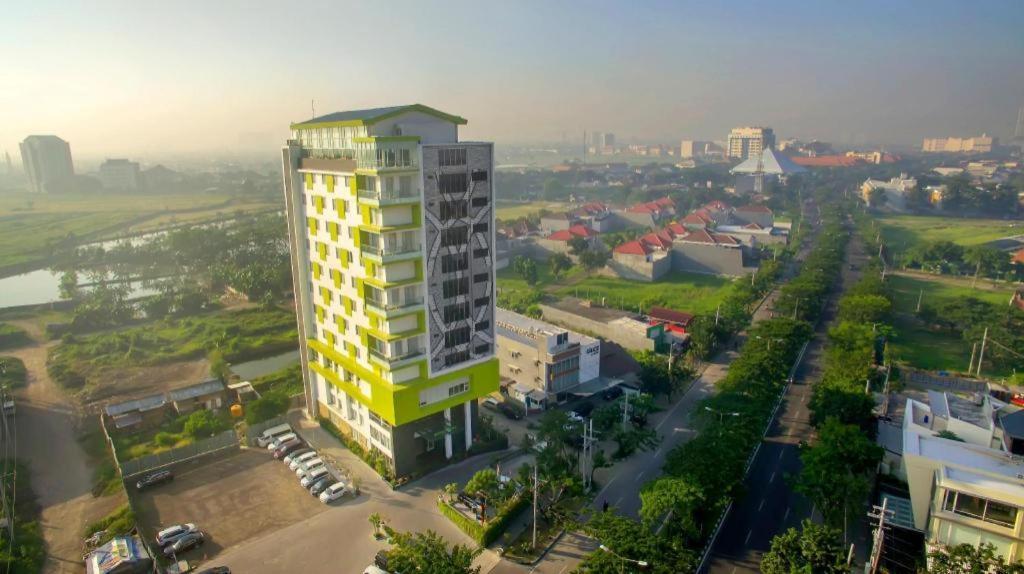 Hotel Dafam Pacific Caesar Surabaya Ngoại thất bức ảnh