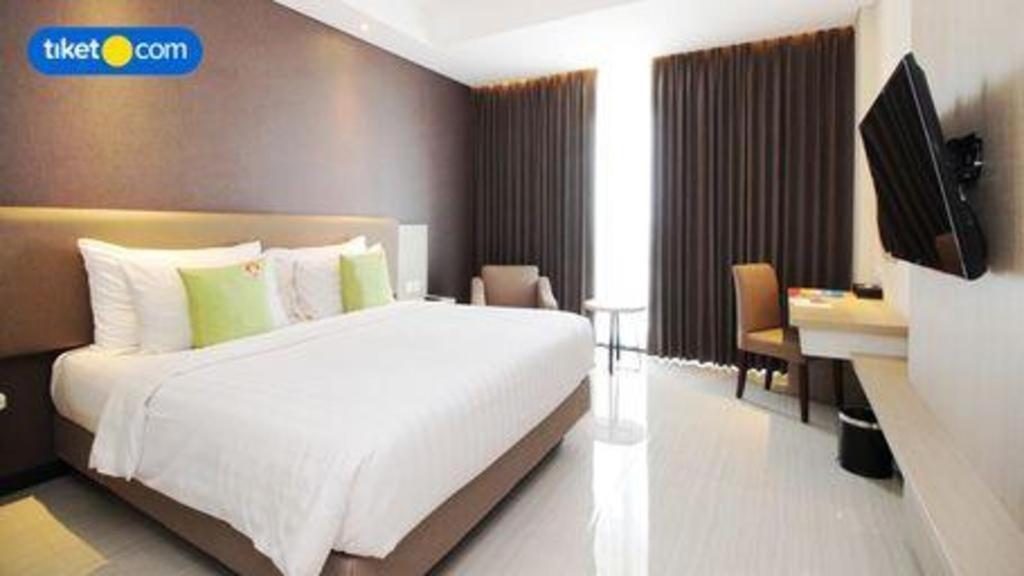 Hotel Dafam Pacific Caesar Surabaya Ngoại thất bức ảnh