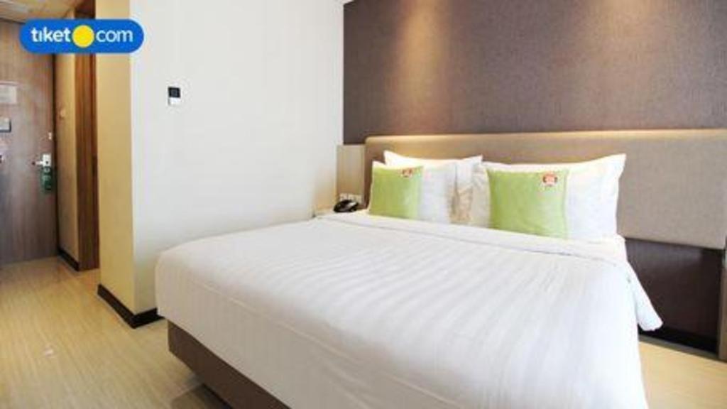 Hotel Dafam Pacific Caesar Surabaya Ngoại thất bức ảnh