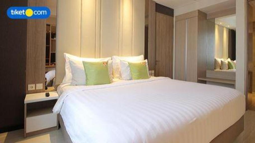 Hotel Dafam Pacific Caesar Surabaya Ngoại thất bức ảnh
