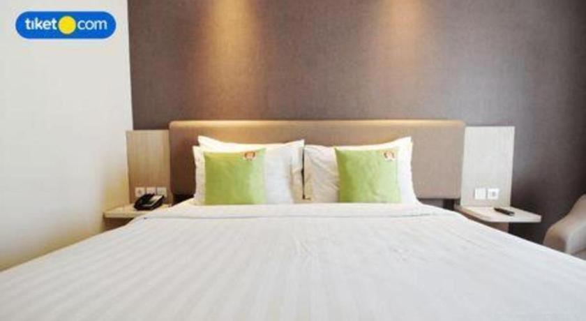 Hotel Dafam Pacific Caesar Surabaya Ngoại thất bức ảnh