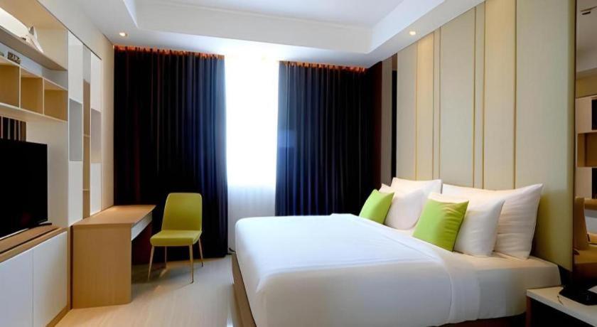 Hotel Dafam Pacific Caesar Surabaya Ngoại thất bức ảnh