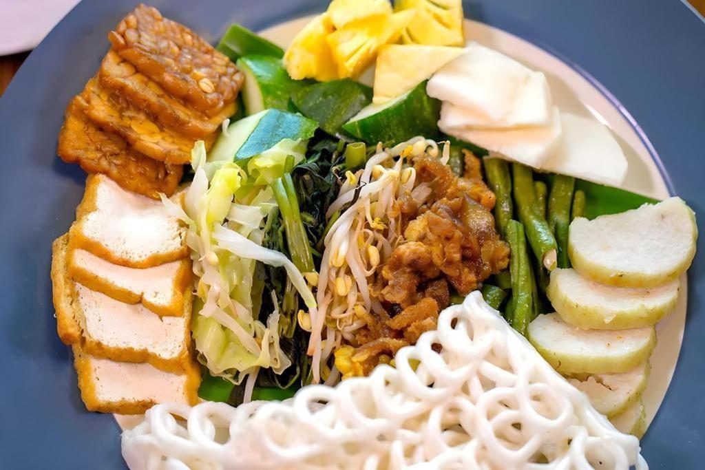 Hotel Dafam Pacific Caesar Surabaya Ngoại thất bức ảnh